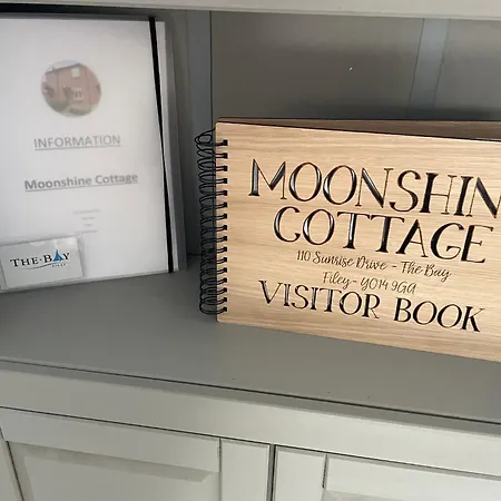 The Bay, Filey, Moonshine * 파일리